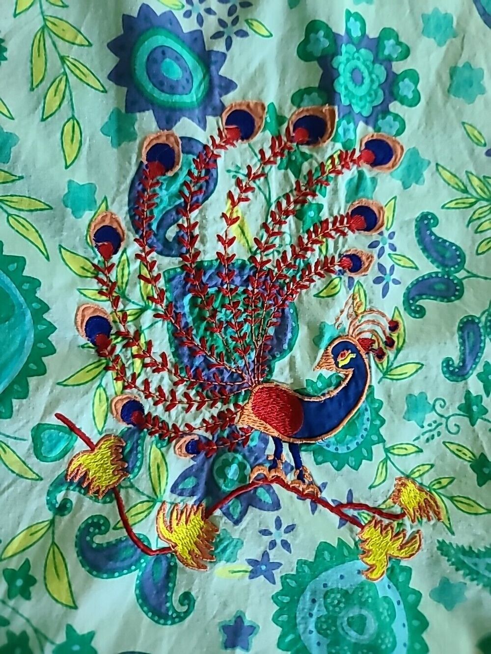 Peacock Apron With Ruffles - Picture 2 of 10